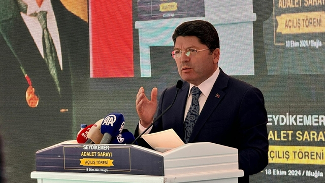 Muğla'da orman yangınları; Milas'ta alevler kontrol altında, 2 ilçede müdahale sürüyor (4)