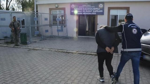 Kırklareli'nde 12 düzensiz göçmen yakalandı