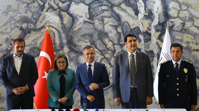 Gaziantep'te 621 konutun yer aldığı lojman emniyete devredildi