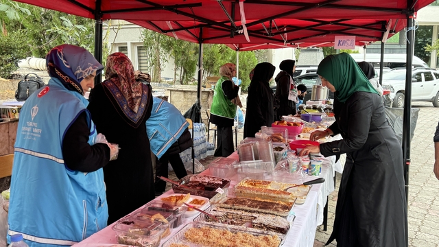 Artvin'de Filistin'e destek kermesi düzenlendi