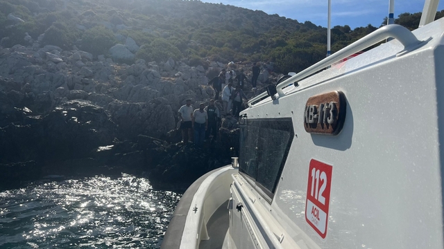 Muğla'da 26 düzensiz göçmen kurtarıldı