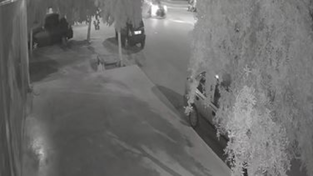 İzmir'de 2 motosikletin kafa kafaya çarpışması kamerada; 1 ölü, 1 yaralı