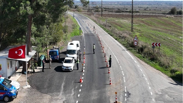 Kırklareli'nde jandarma ekipleri trafik denetimi yaptı