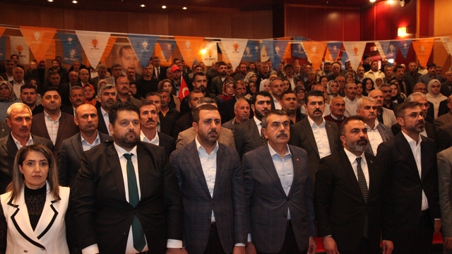 Bakan Tekin: Herkese görev düşüyor