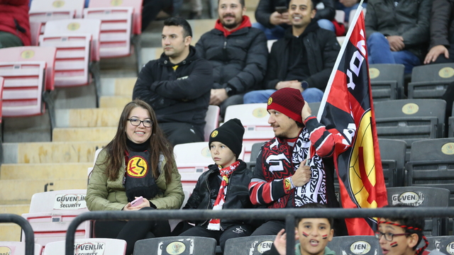 Eskişehirspor, kadın ve çocuklara ücretsiz maç izleme imkanı sundu