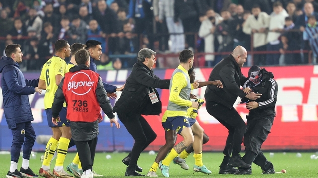 Olaylı derbide Fenerbahçeli 4 futbolcuya uzlaştırma, 3 takipsizlik kararı
