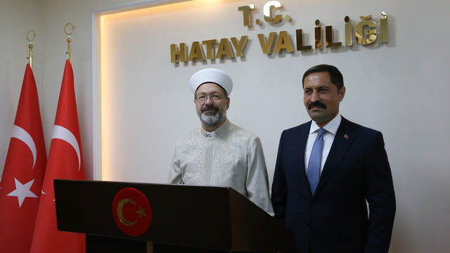 Diyanet İşleri Başkanı Erbaş Hatay'da ziyaretlerde bulundu