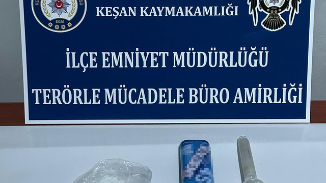 Sakız kutusundan uyuşturucu çıktı