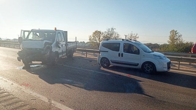 Bursa'da zincirleme trafik kazasında 9 kişi yaralandı