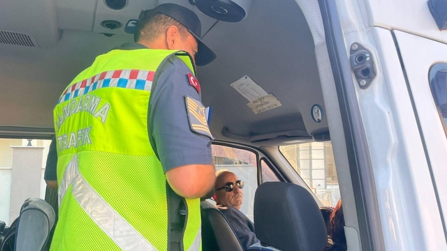 Antalya'da okul servis araçları denetlendi