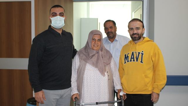 Malazgirt Devlet Hastanesinde diz ameliyatı yapıldı