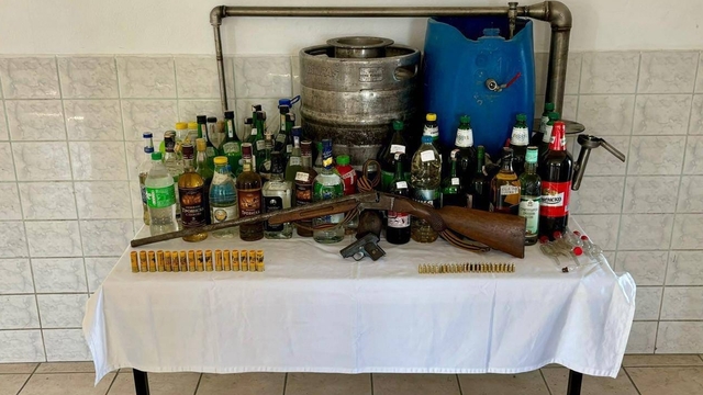 Tekirdağ'da 104 litre sahte içki ele geçirildi