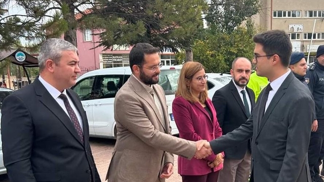 Sarıoğlan Kaymakamı Tugay Kalkanlı, görevine başladı