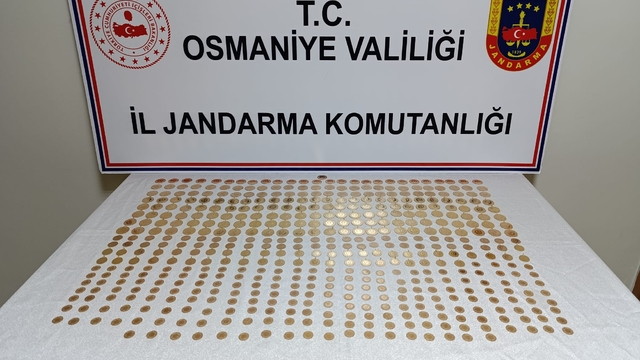 Osmaniye'de izinsiz basıldığı tespit edilen 513 altın ele geçirildi