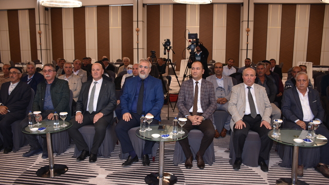 Alevi-Bektaşi Kültür ve Cemevi Başkanı Özdemir, "Canlarla Buluşma" etkinliğine katıldı