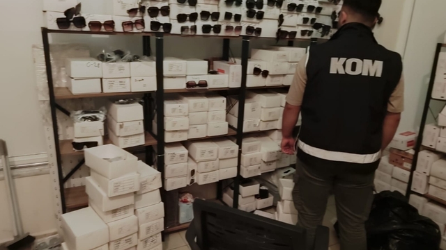 Antalya'da kaçakçılık operasyonunda 6 kişi yakalandı