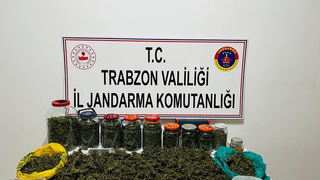 Trabzon'da 7 kilogram kubar esrar ele geçirildi