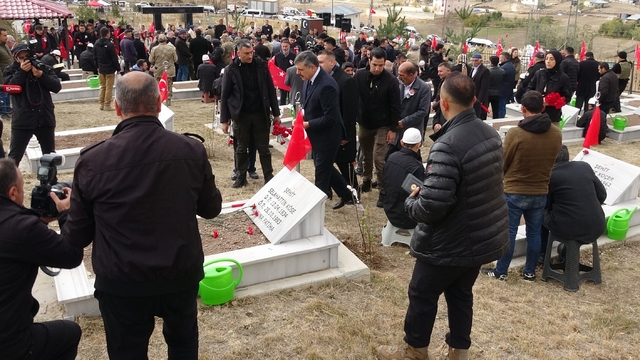 PKK'nın Yavi'de 31 yıl önce katlettiği 33 kişi anıldı