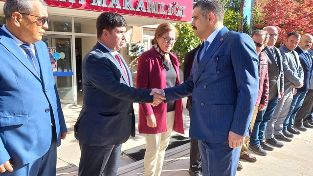 Kale Kaymakamı Burak Gürbüz görevine başladı