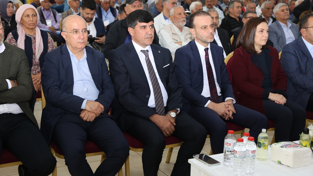 AK Parti Karaisalı İlçe Başkanlığına Osman Kurdak yeniden seçildi