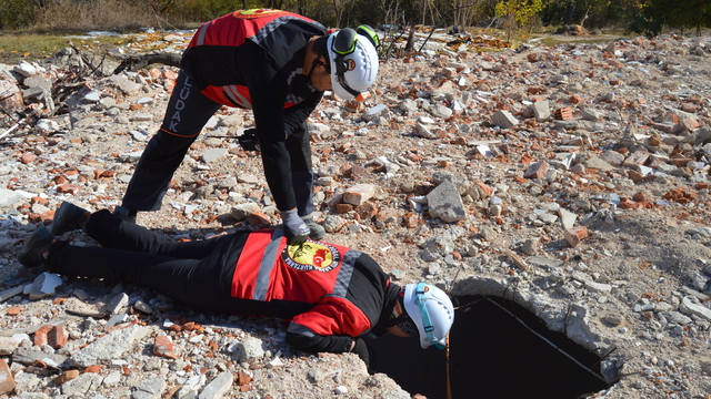 Kırklareli'nde olası Marmara depremine yönelik arama kurtarma tatbikatı gerçekleştirildi