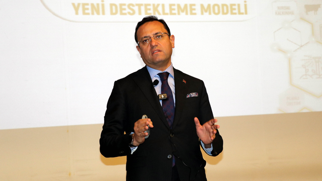 Tarım ve Orman Bakan Yardımcısı Gizligider, Amasya'da üreticilerle buluştu