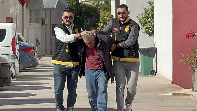 Adana'da mezarlıkta anne ve iki kızını öldüren zanlı tutuklandı