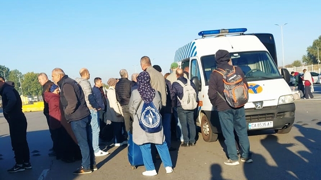 Bulgaristan'a oy kullanmaya giden çifte vatandaşlardan 'işlemler yavaşlatıldı' iddiası