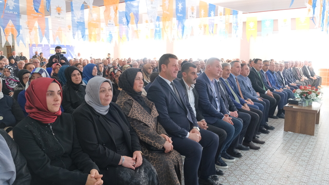 AK Parti Akyazı İlçe Başkanı yeniden Ekrem oldu