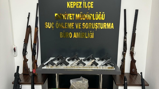 Antalya'da "Şafak 07 Huzur" operasyonunda 16 şüpheli yakalandı