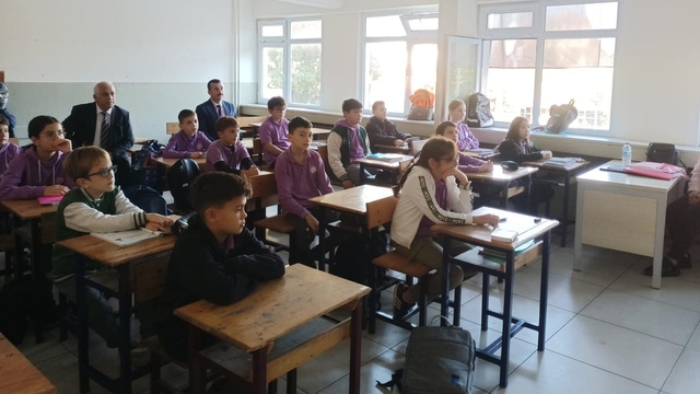 Sinop'ta öğrencilere "Dersimiz Cumhuriyet'e Doğru" filmi izletildi