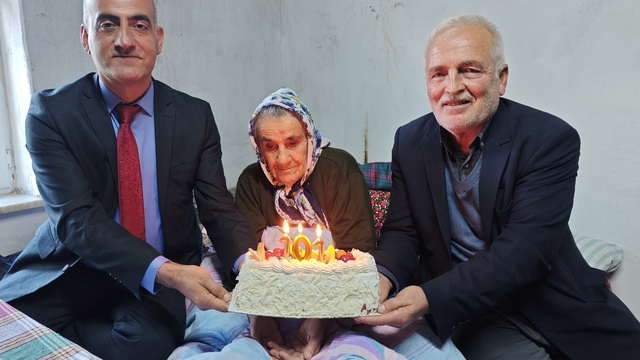 Samsun'da Ünzile Serin'in 101'inci yaşı kutlandı