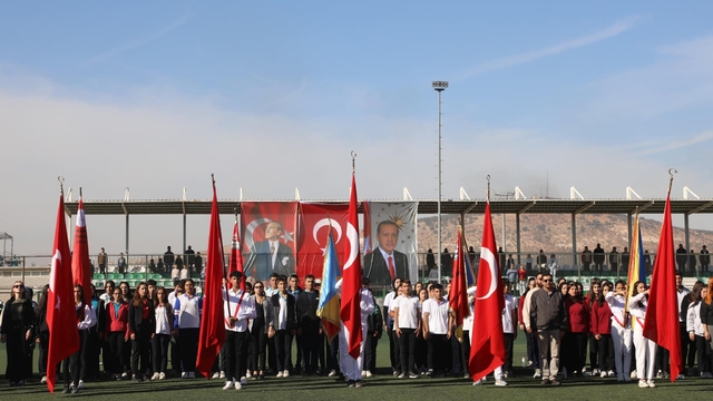 Gaziantep'in ilçelerinde Cumhuriyet'in 101. yıl dönümü kutlamaları