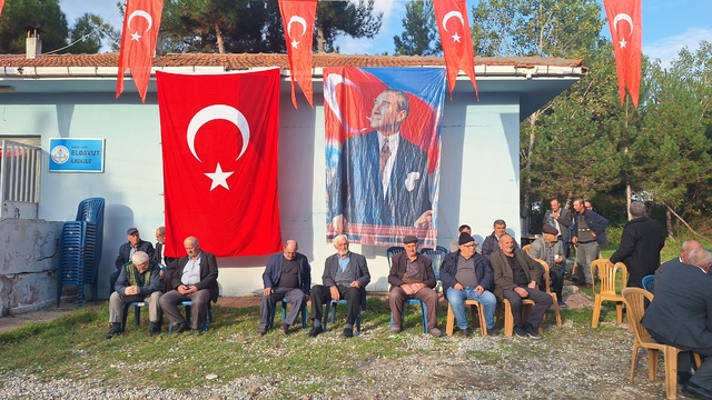 Samsun'da mübadiller Cumhuriyet'in 101'inci yılını kutladı