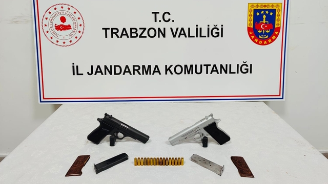 Trabzon'da kaçak silah operasyonunda 2 kişi yakalandı