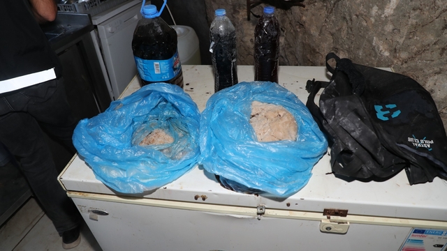 Mersin'de 16 kilo 168 gram sentetik uyuşturucu ele geçirildi
