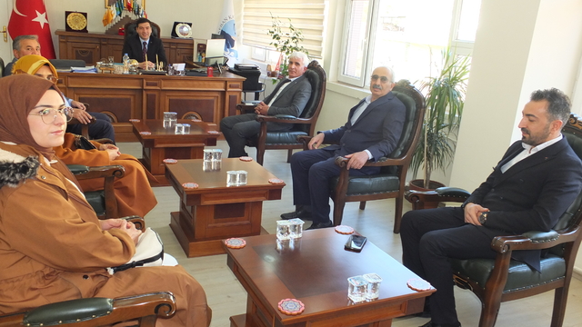 AK Parti Keban İlçe Başkanı Tunç'tan Kaymakamlık ve belediyeye ziyaret