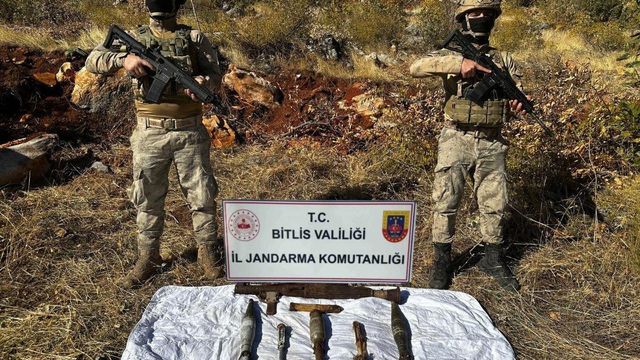 Bitlis'te teröristlere ait mühimmat ele geçirildi