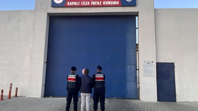 Ambulansa yol vermeyen sürücü: Görmedim, geldiğinden haberim yoktu