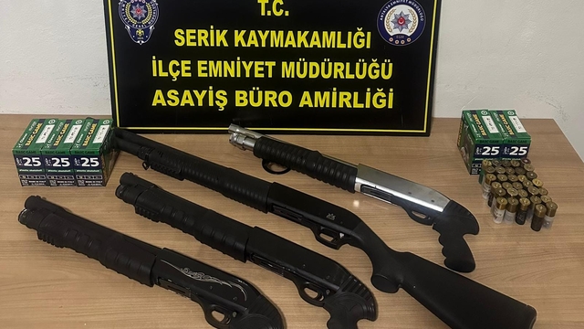 Serik'te ruhsatsız av tüfekleri ele geçirildi