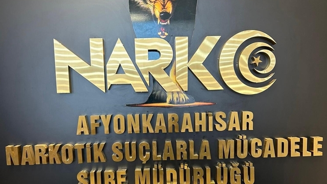 Afyonkarahisar'da uyuşturucu operasyonunda yakalanan 6 zanlı tutuklandı