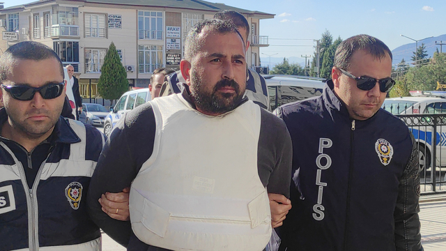 Mekanda karşılaştığı husumetlisi tarafından öldürüldüğü anlar kamerada (2)