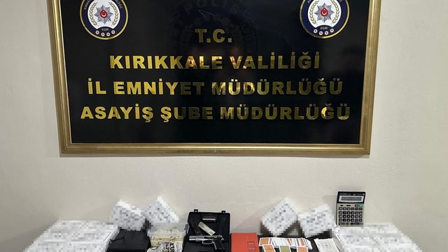 Kırıkkale'de dernekte kumar oynayan 12 kişiye 77 bin 100 lira ceza kesildi