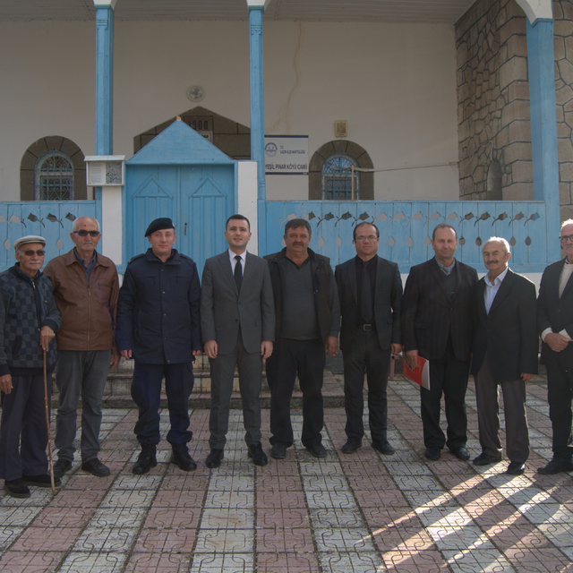 Laçin Kaymakamı Emre Konak köyleri ziyaret etti