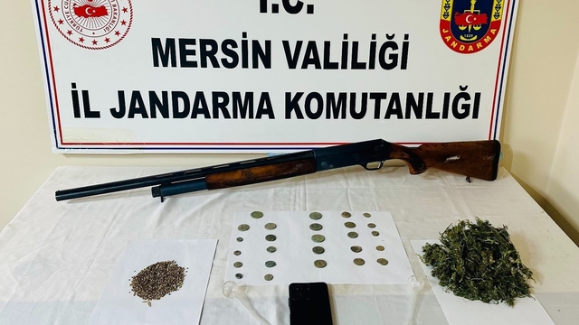 Mersin'de uyuşturucu operasyonlarında 4 şüpheli yakalandı