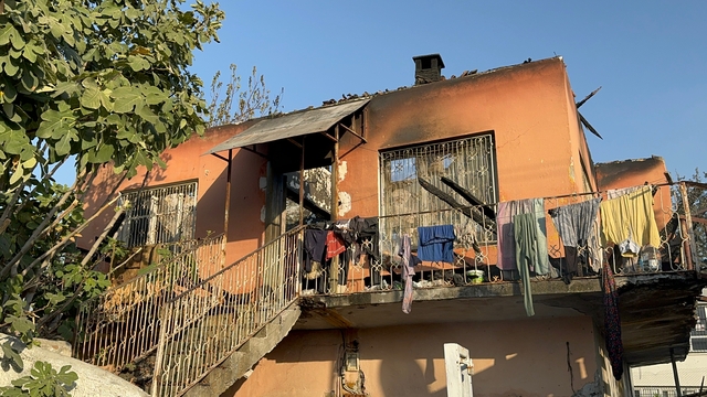 Adana'da çıkan yangında müstakil ev kullanılamaz hale geldi