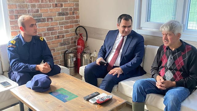 Vize Kaymakamı Balaban, teknesi batan balıkçıyı ziyaret etti