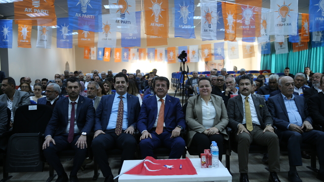 AK Parti Genel Başkan Yardımcısı Nihat Zeybekci, Denizli'de konuştu: