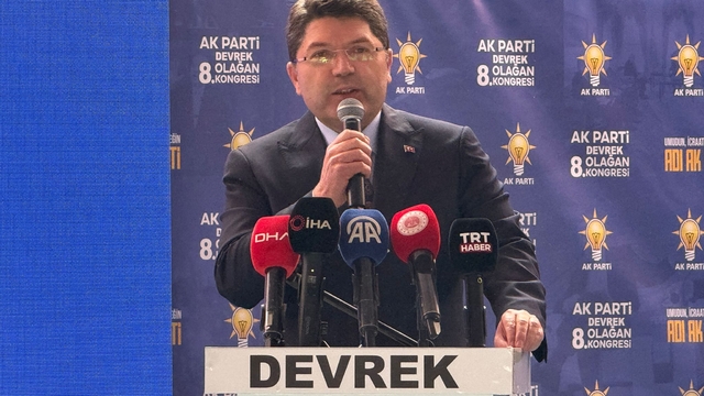 Bakan Tunç: Sivil anayasa için uzlaşmaya 'evet' diyenler, millet tarafından takdir görecektir