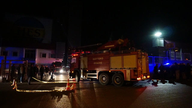 Kayseri'de kablo fabrikasındaki yangın 1 saatte söndürüldü